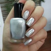 zoya nail polish and instagram gallery image 3